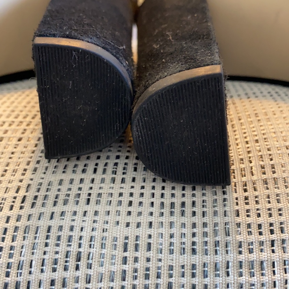 Shooties - Picture 4 of 4